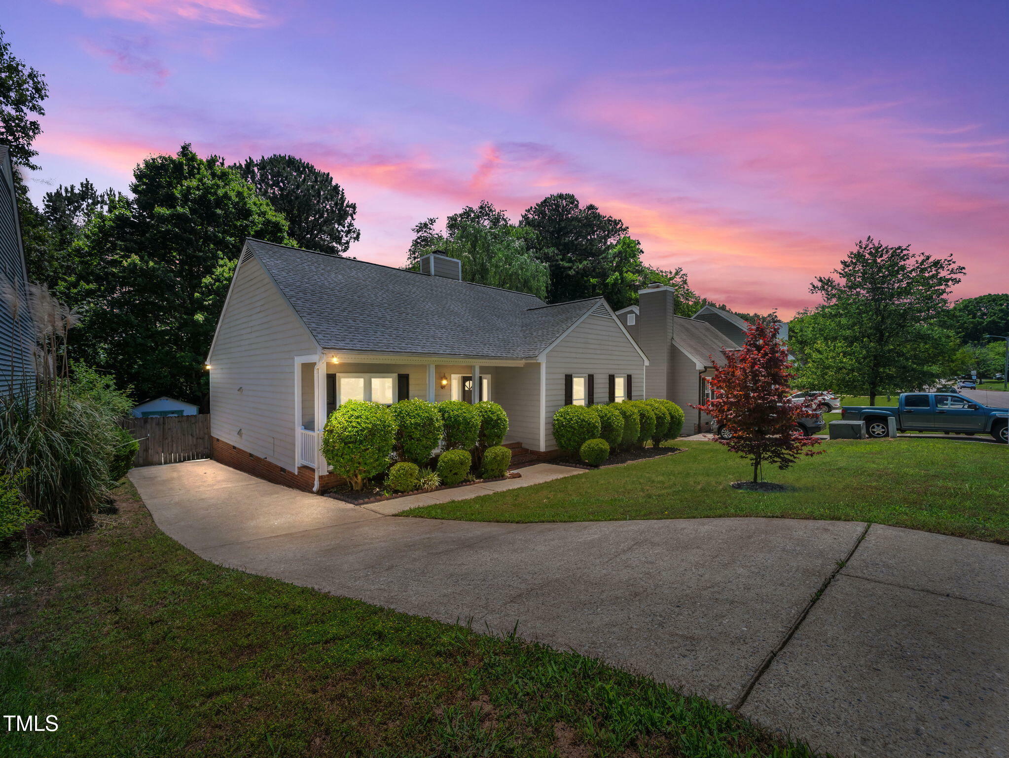 Property Photo: 8312 Bellingham Circle NC 27615