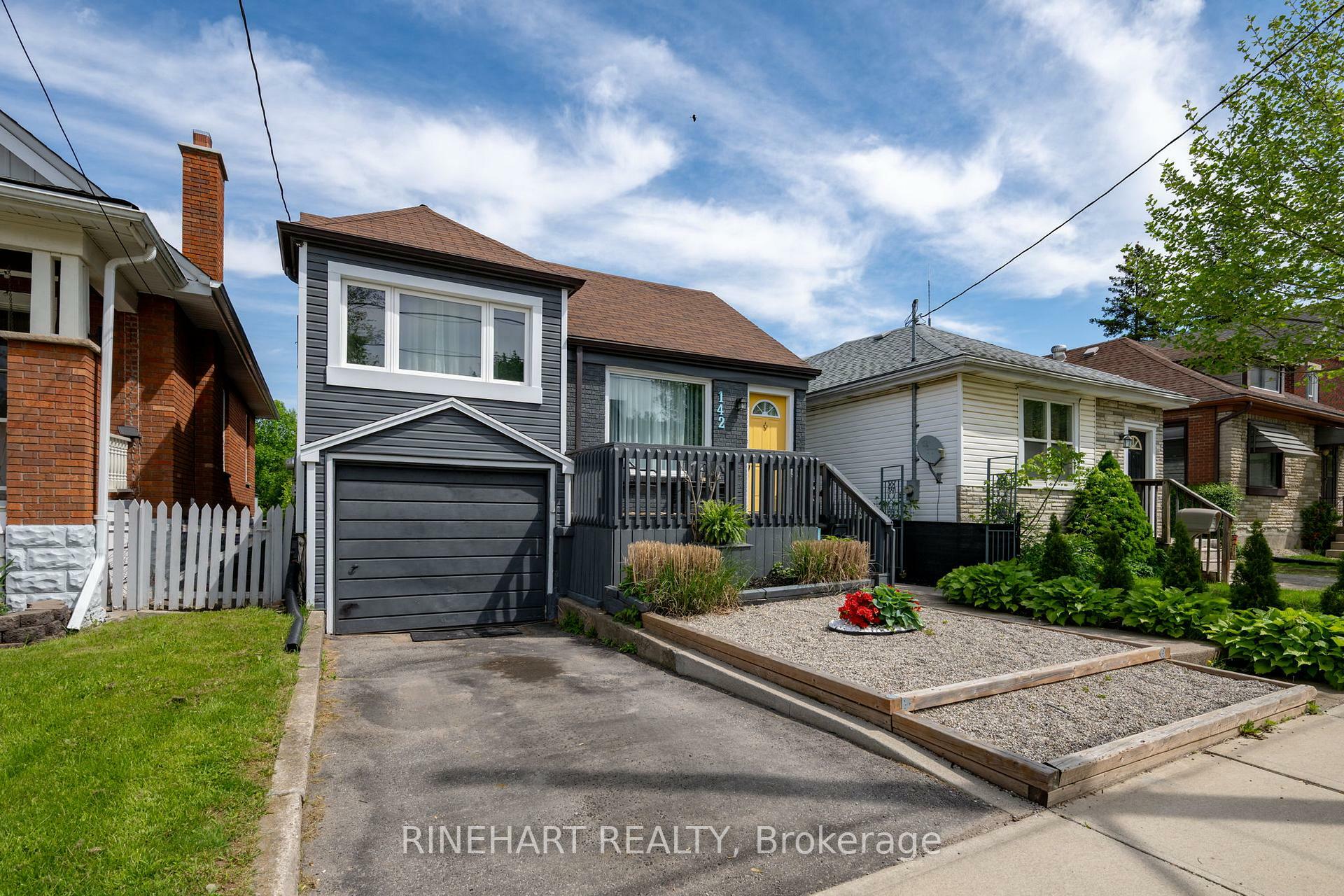 Property Photo: 142 Emery Street E ON N6C 2E1