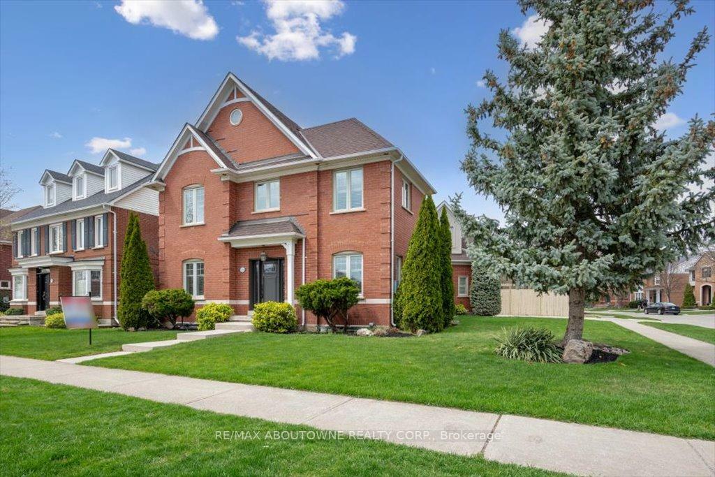 Property Photo:  101 Westchester Road  ON L6H 6H8 