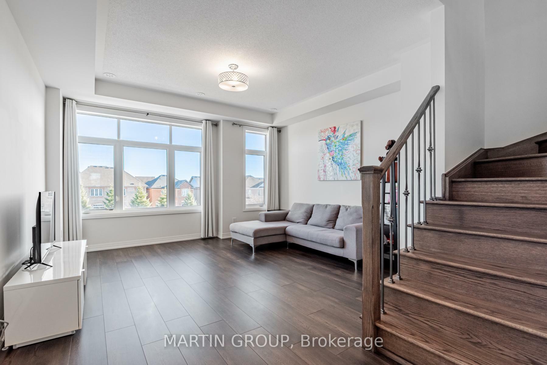 Property Photo: 13 Carneros Way ON L6B 1R2