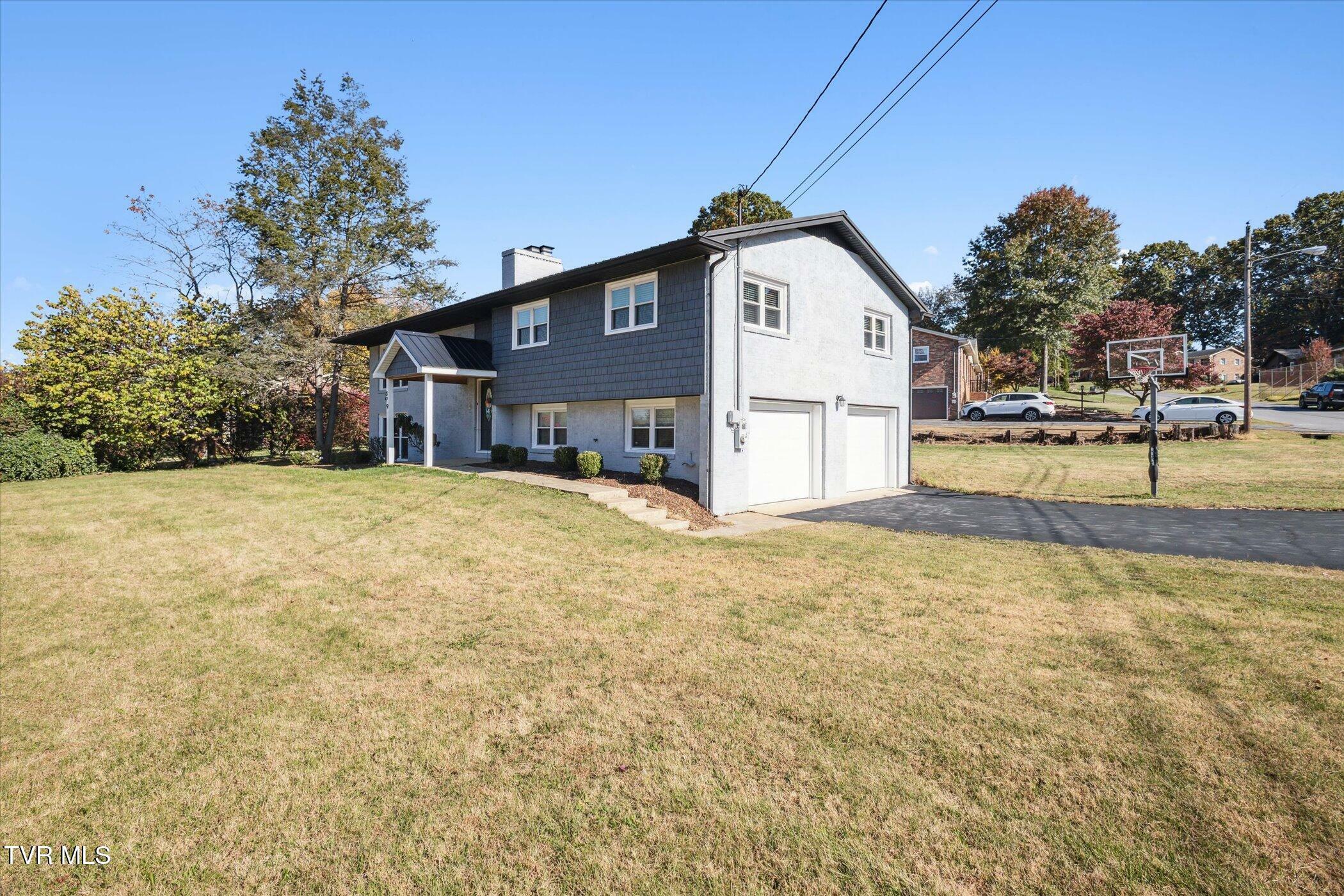Property Photo: 509 Meadow Lane TN 37663