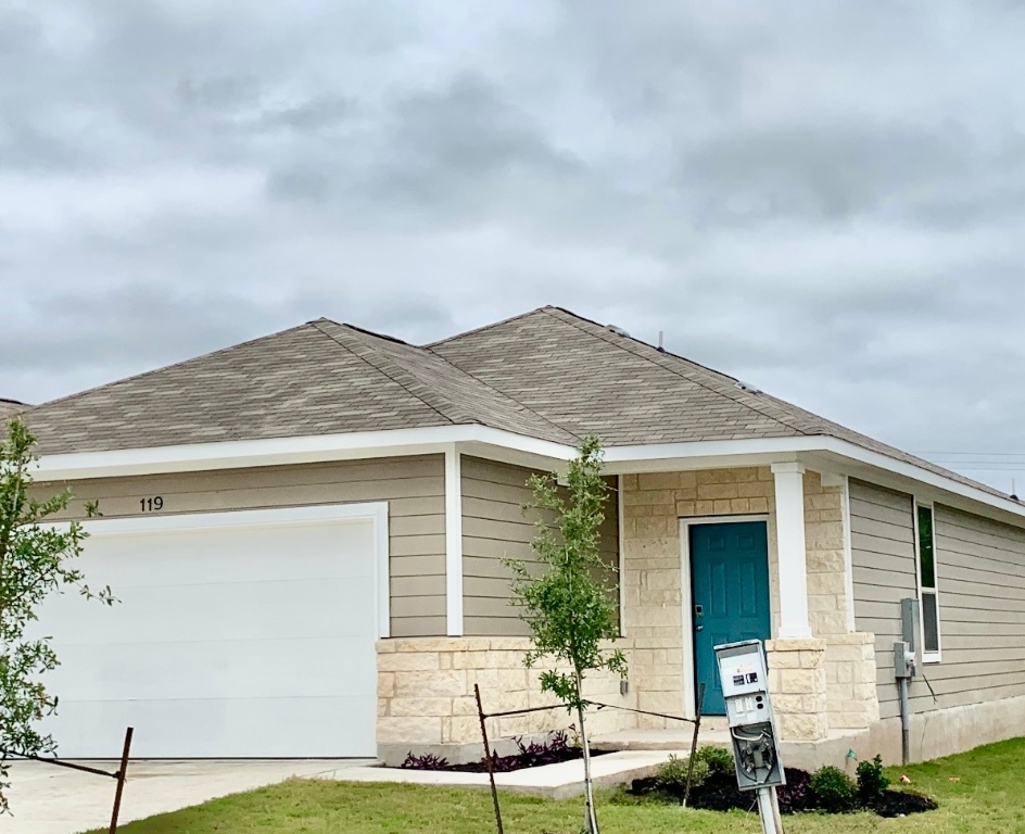 Property Photo: 119 Wild Wind Cove TX 76537