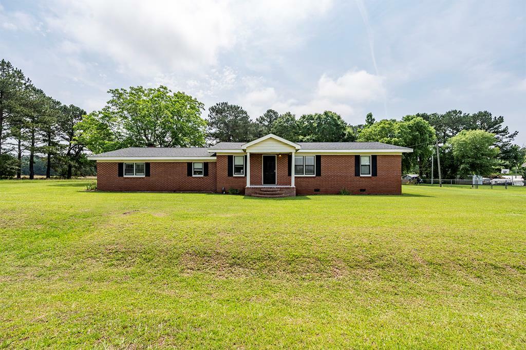 Property Photo: 111 Massey Airport Road GA 31791