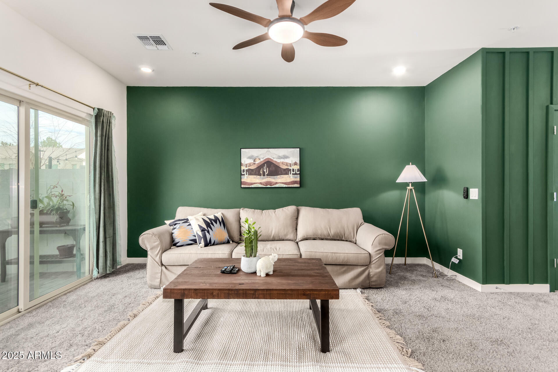 2256 W Laurie Lane  Phoenix AZ 85021 photo