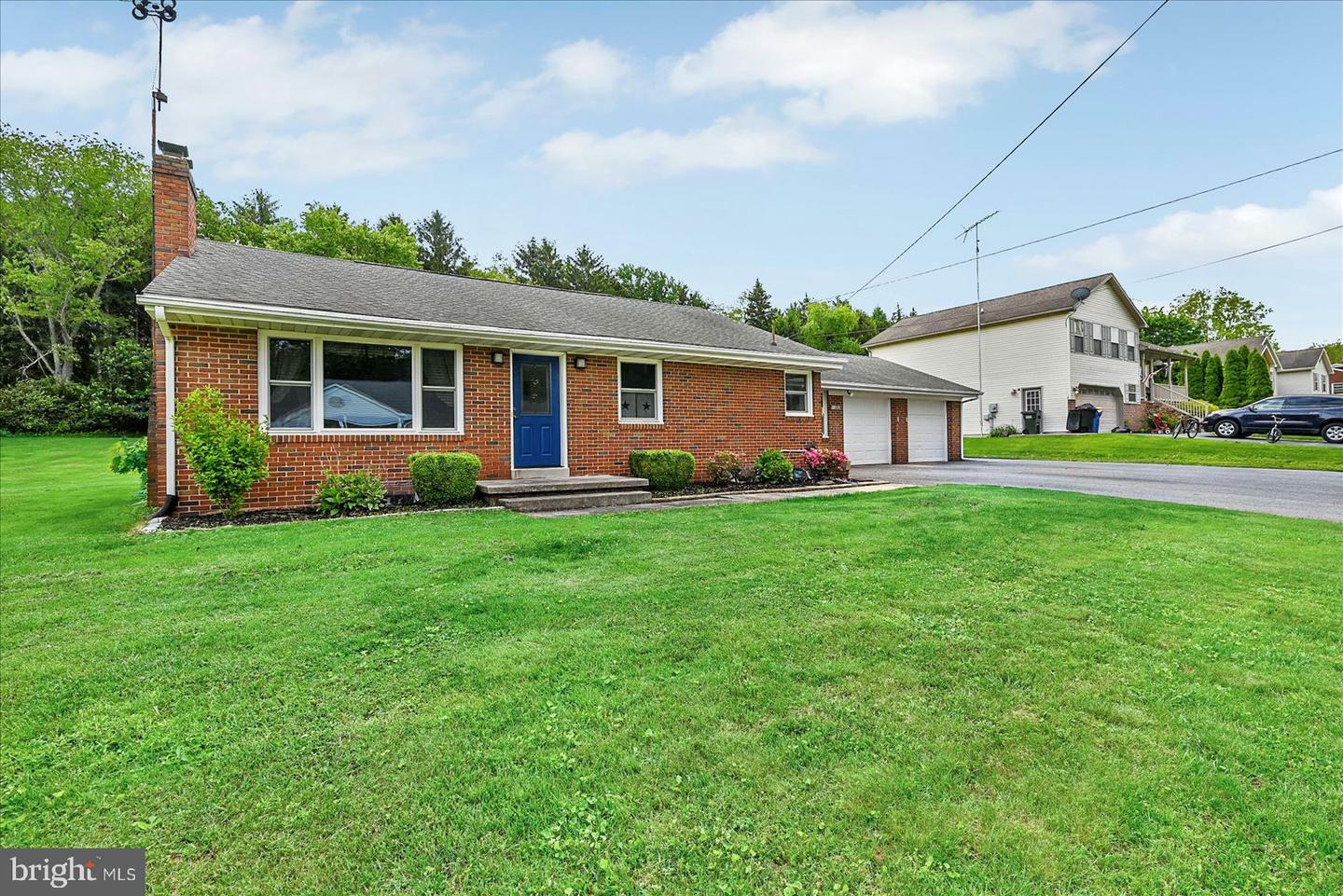 Property Photo: 1803 Dubs Church Road PA 17331