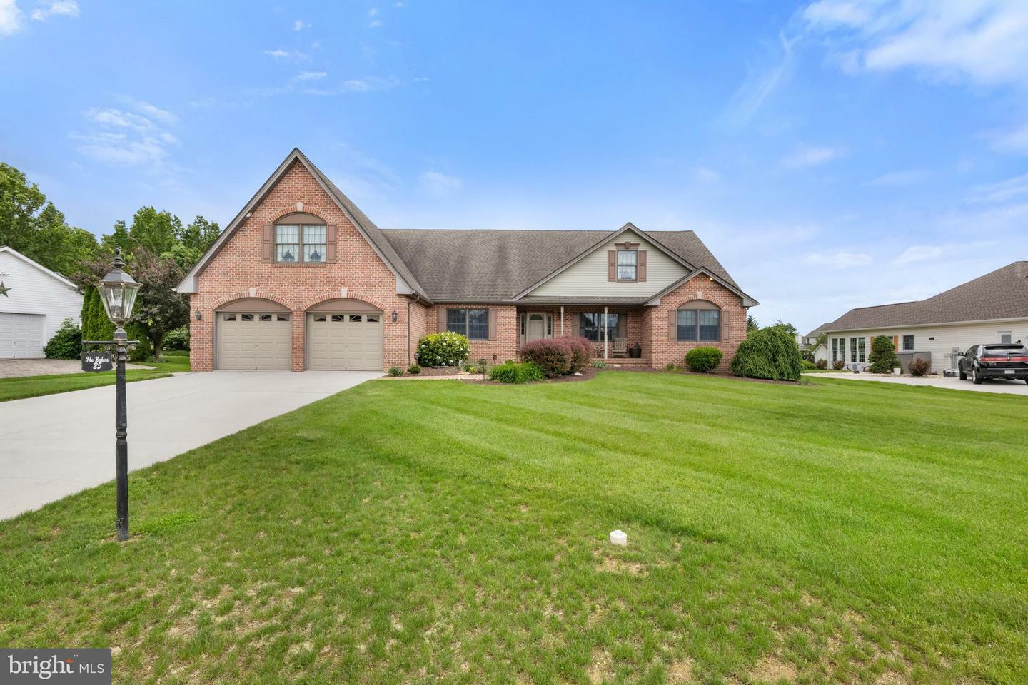 Property Photo: 25 Warm Breeze Court PA 17331