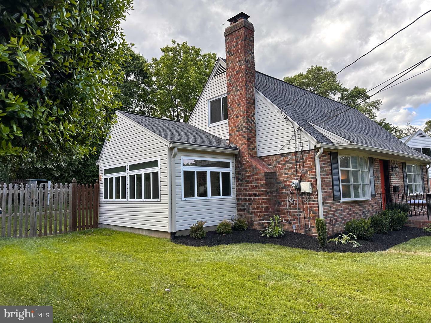 Property Photo:  5420 Eastbourne Drive  VA 22151 