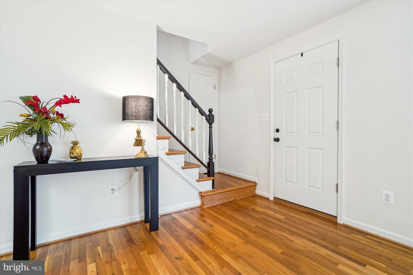 Property Photo: 5420 Eastbourne Drive VA 22151