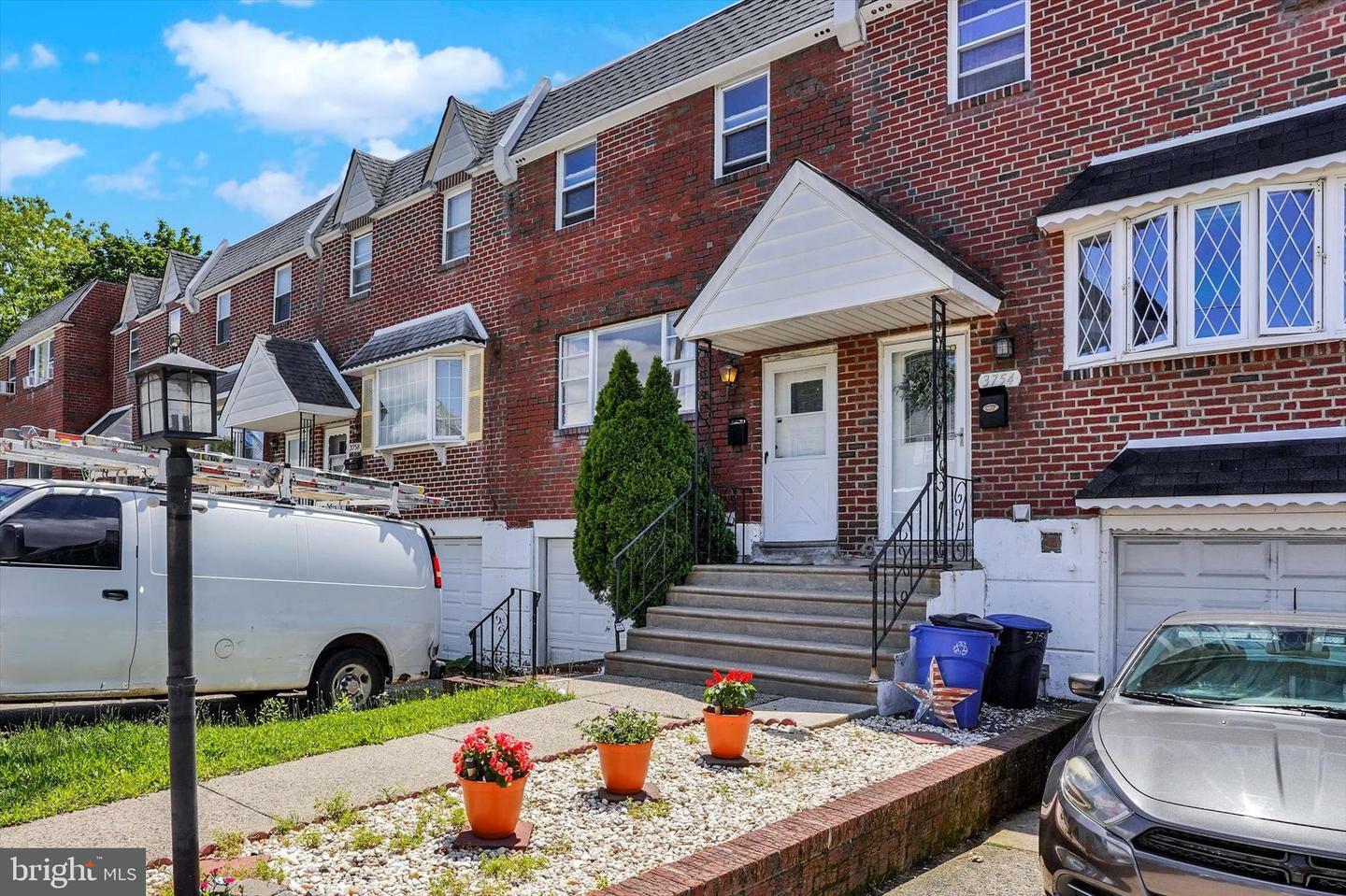 Property Photo: 3756 Genesee Drive PA 19154
