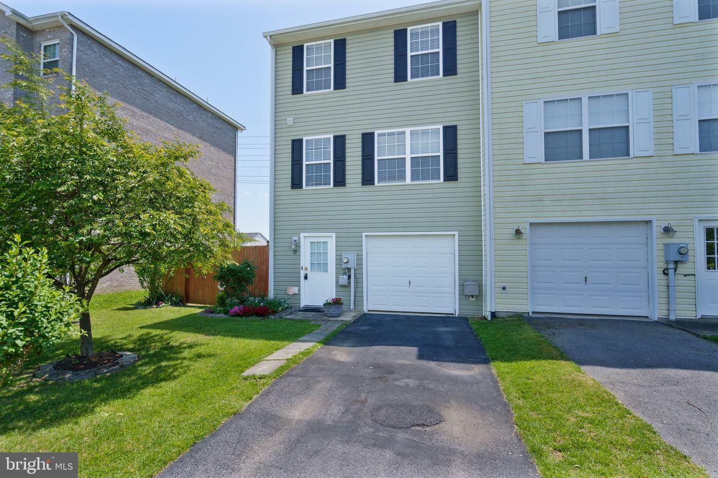 Property Photo: 71 Foal Lane WV 25405