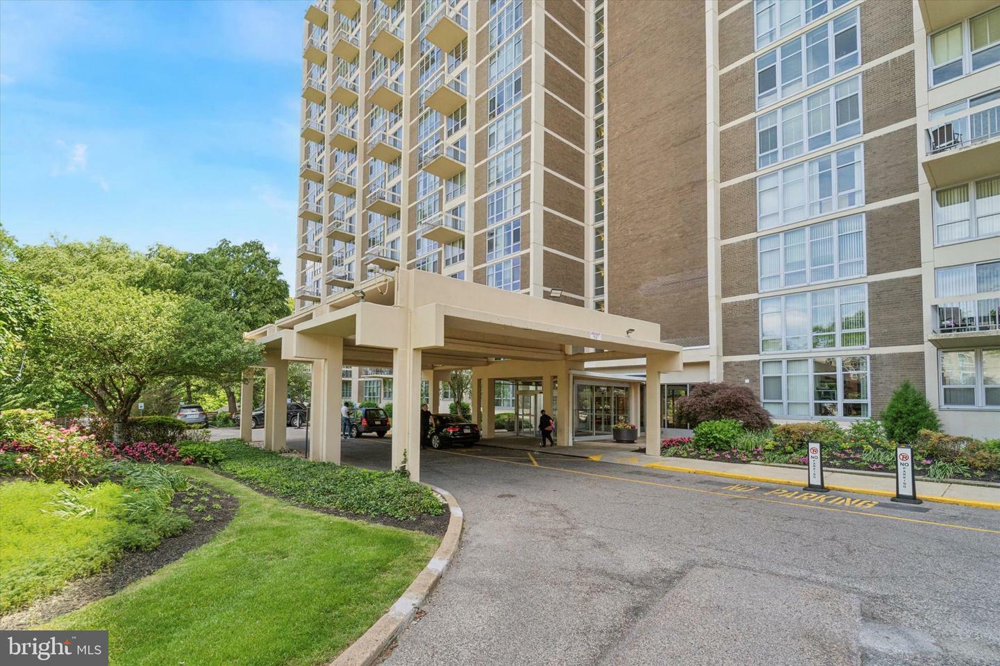 Property Photo: 3600 Conshohocken Avenue 915 PA 19131