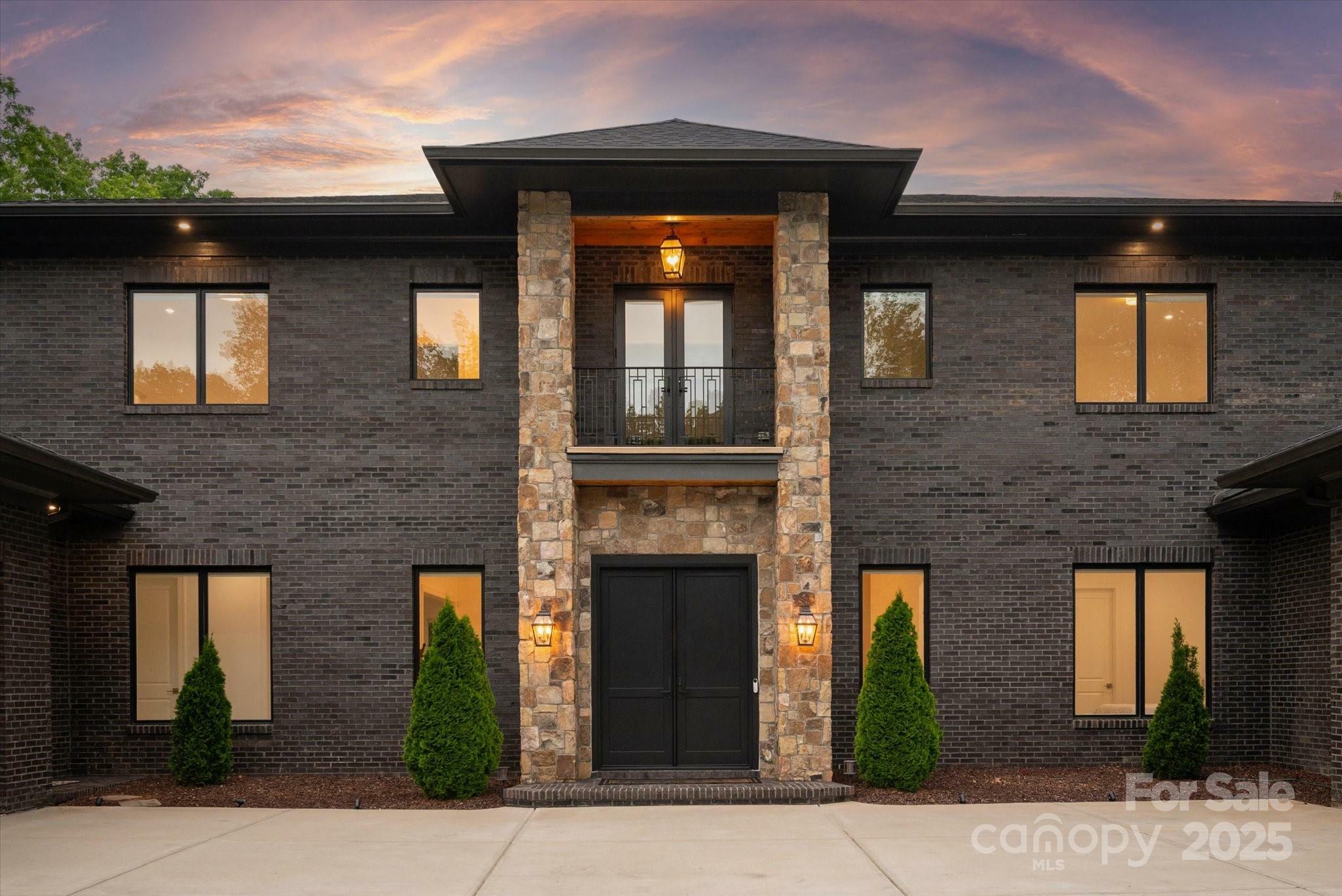Property Photo: 3020 Brooks Mill Lane NC 28174