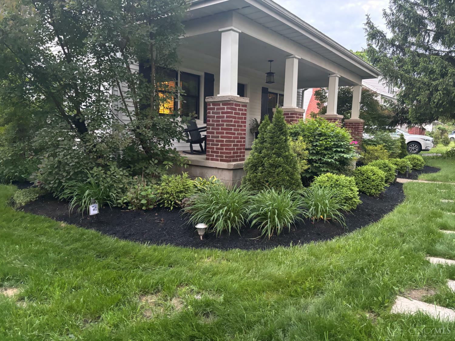 Property Photo: 858 W Fosters Maineville Road OH 45039