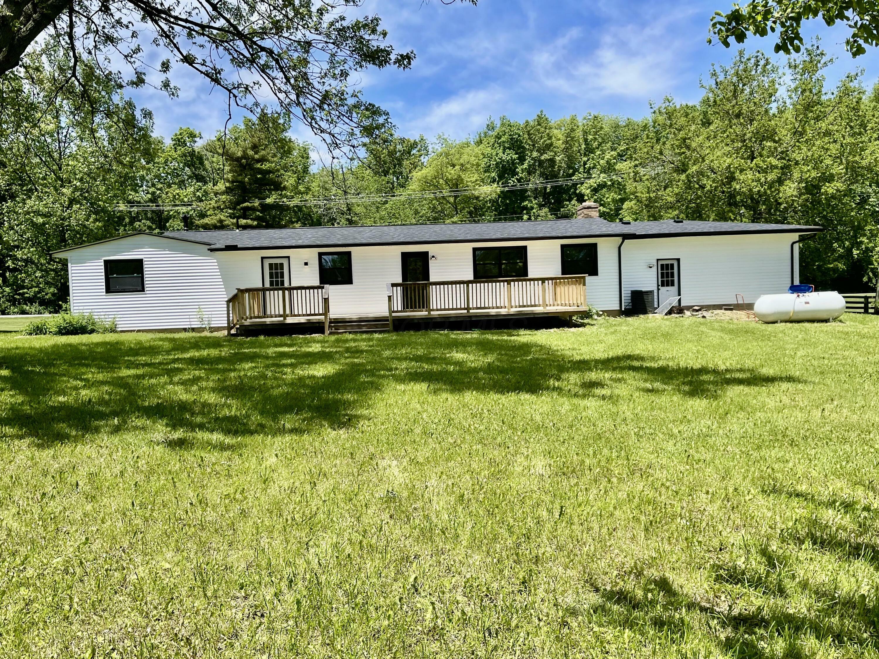 Property Photo: 1071 US-42 OH 43140