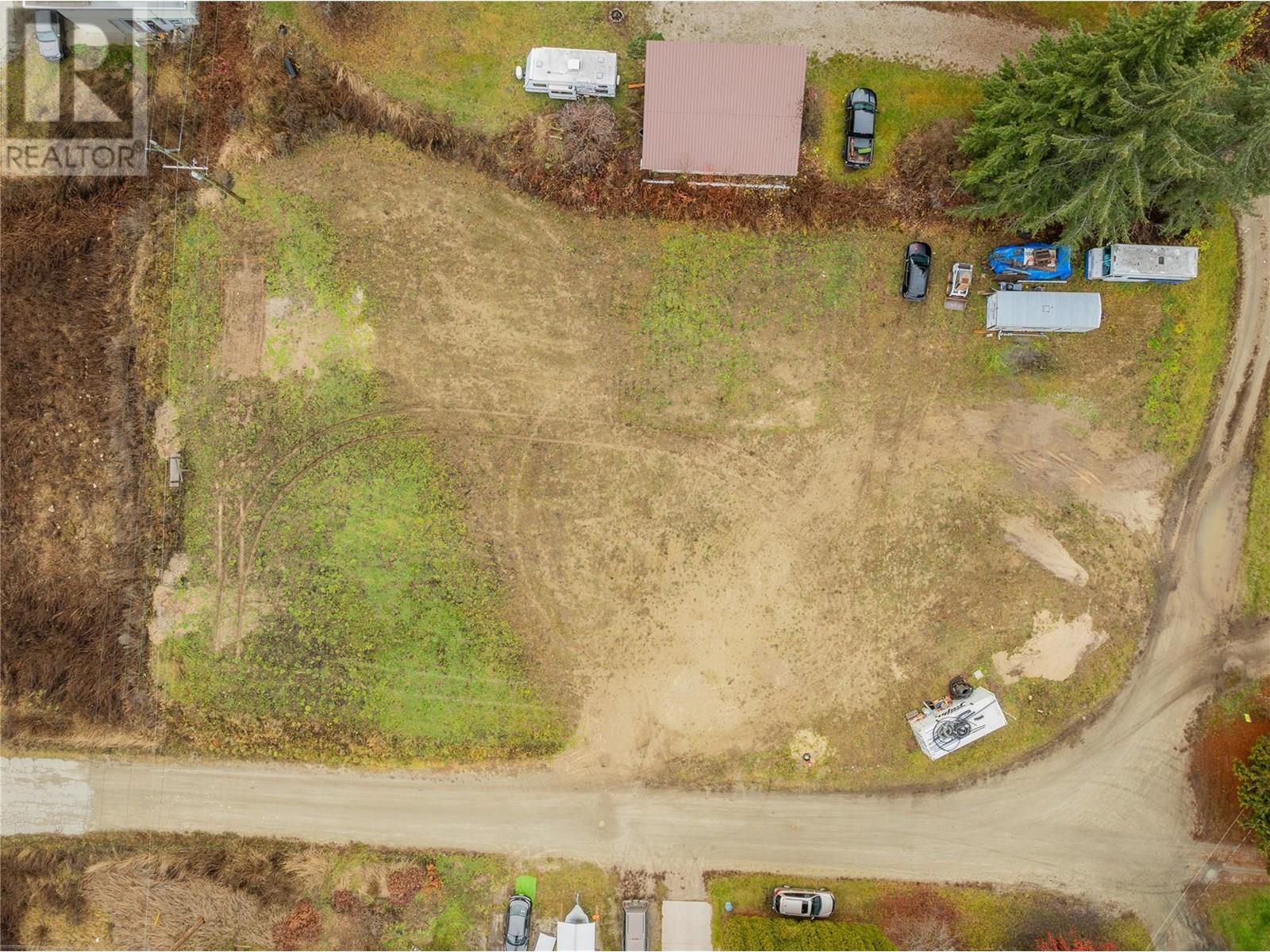 Property Photo:  1411 Chalmers Road  BC V1N 4M7 