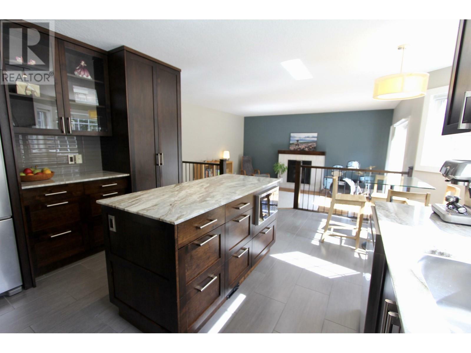 Property Photo: 2378 Panorama Crescent BC V2K 4T9