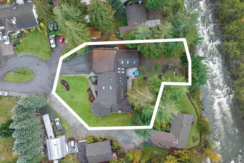 Property Photo: 63565 Gagnon Place BC V0X 1L2