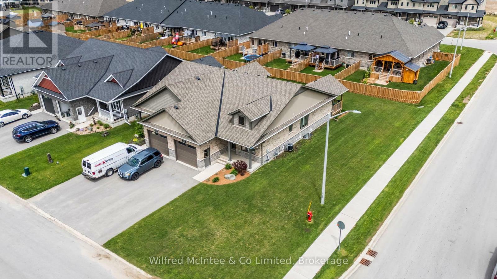 Property Photo: 201 Eccles Avenue ON N0G 1R0