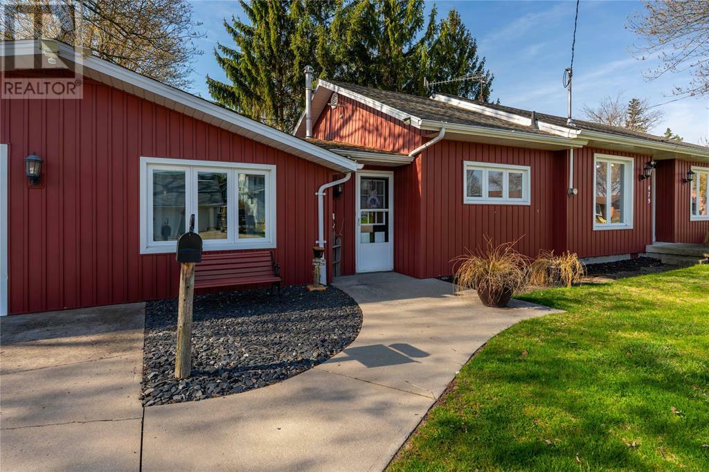 Property Photo: 479 William Street ON N0P 2B0