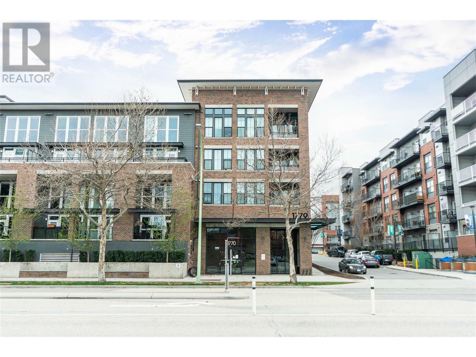 Property Photo: 1770 Richter Street Ph18 BC V1Y 0E6