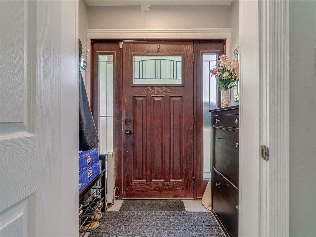 Photo de la propriété: 624 McKenzie Street MB R2W 5C1