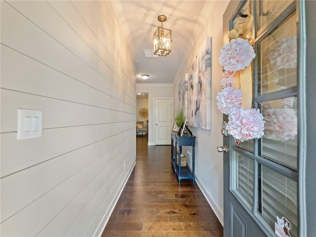 Property Photo: 2506 Skyland Drive NE 17 GA 30319
