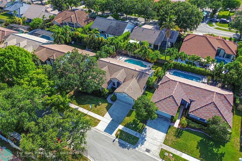 Property Photo:  1845 NW 108th Ave  FL 33322 