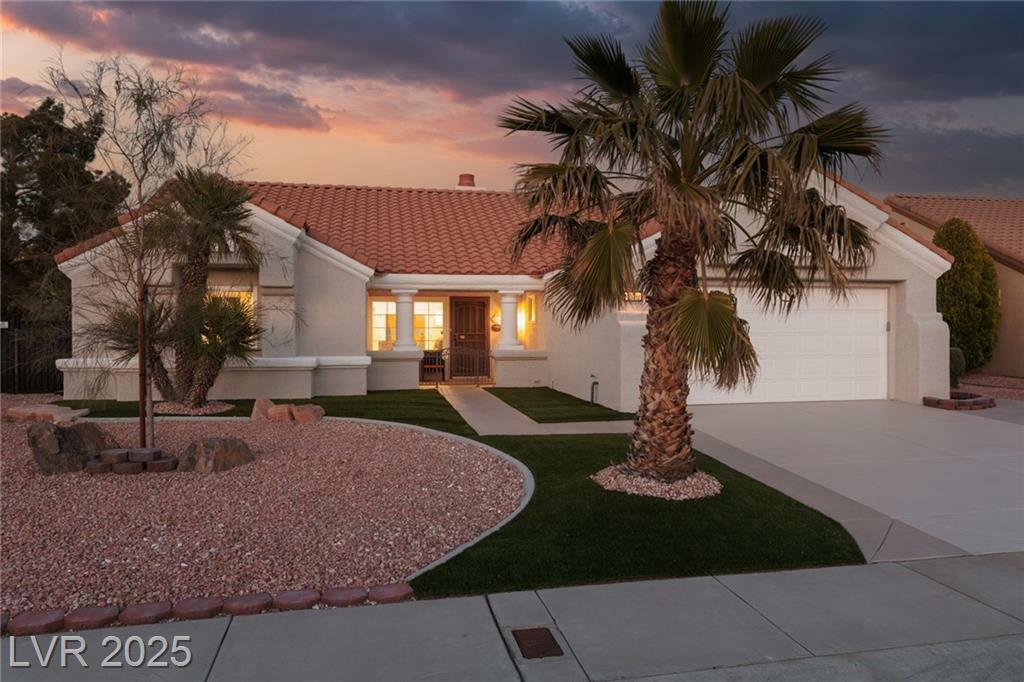Property Photo: 2816 Golfside Drive NV 89134