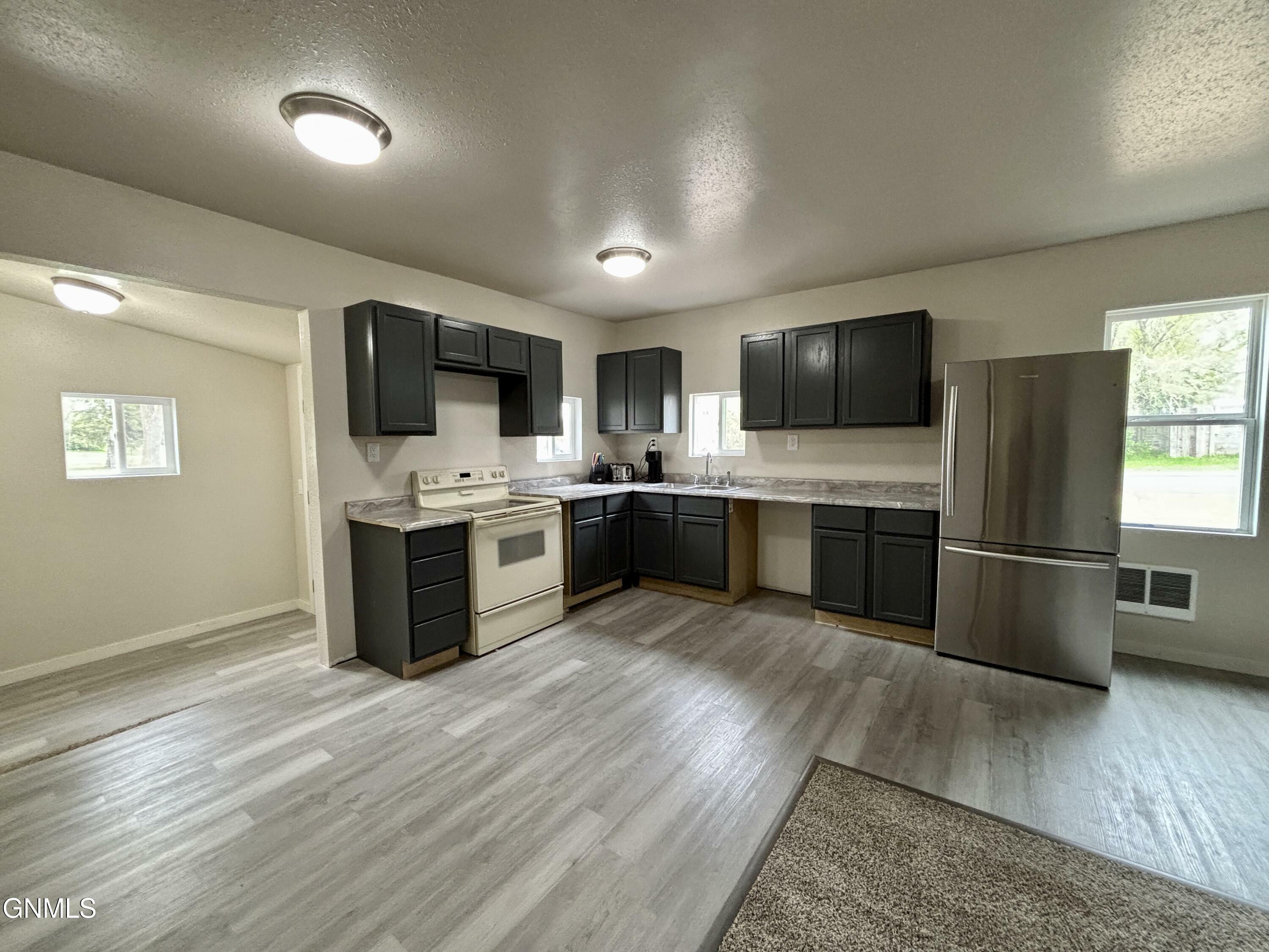 Property Photo: 210 3rd Street NW ND 58541