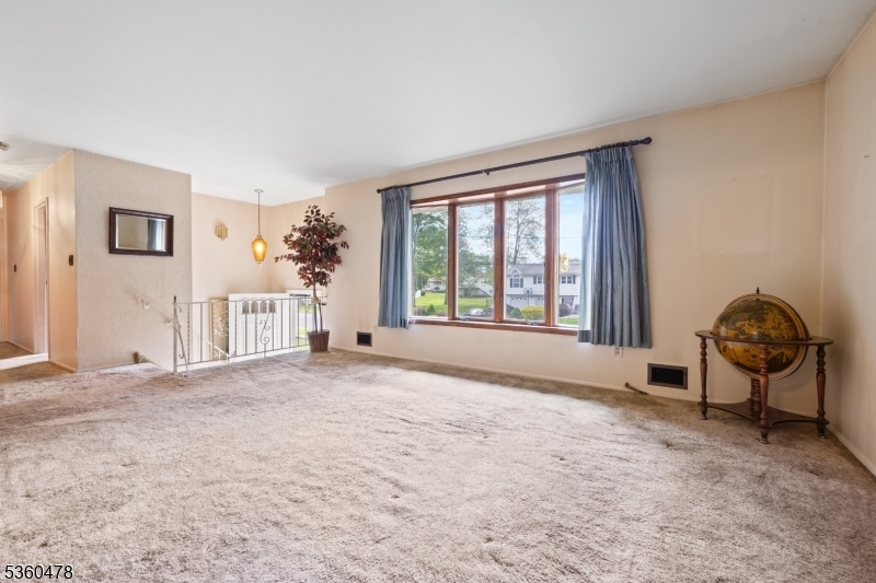 Property Photo:  30 Fox Hill Rd  NJ 07004 