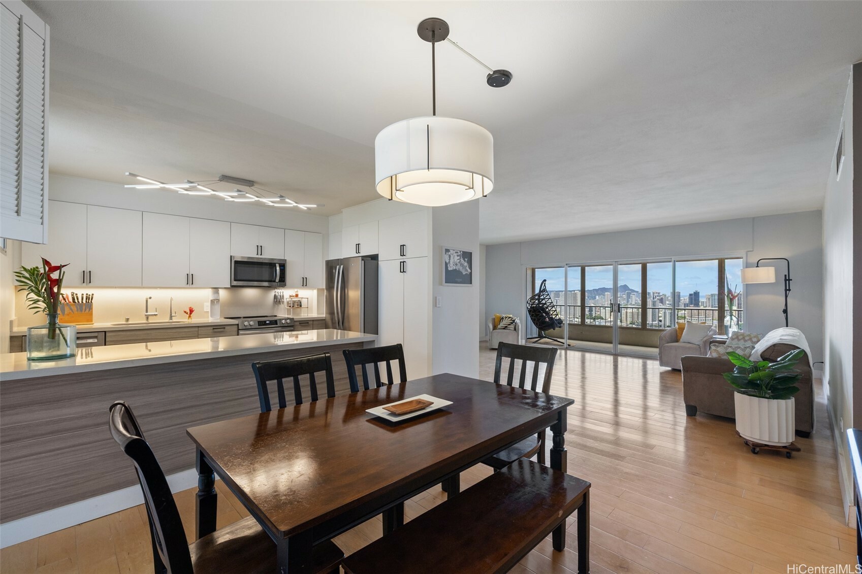 Property Photo: 999 Wilder Avenue 1603 HI 96822