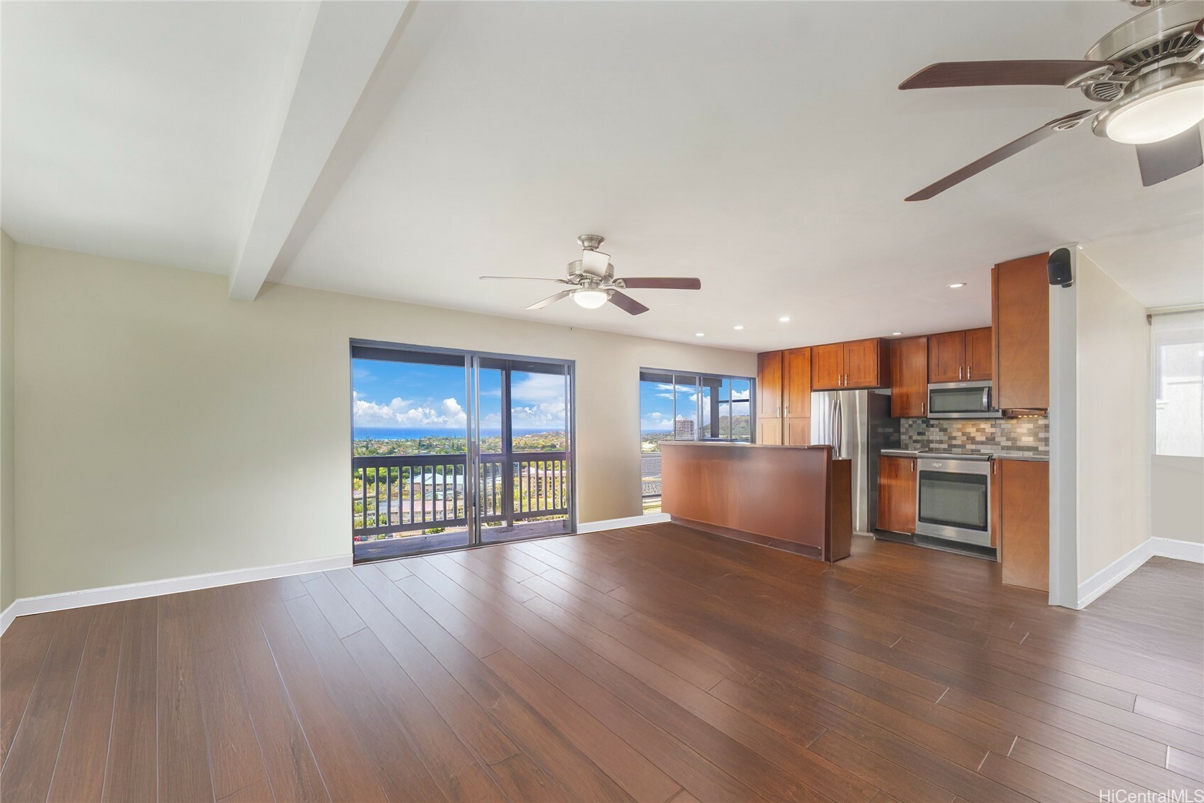 Property Photo: 1492 Halekoa Drive HI 96821