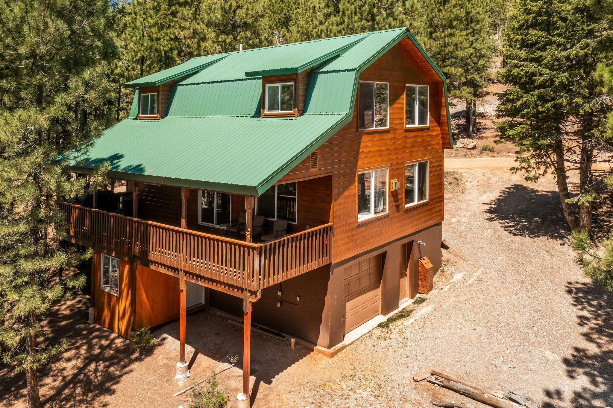 Property Photo: 1830 Gulfstream Dr UT 84762