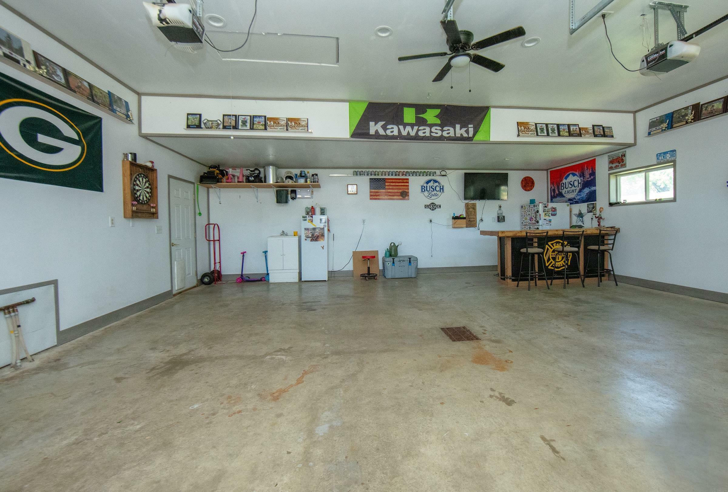Property Photo: 807 W 3rd Street IA 50674