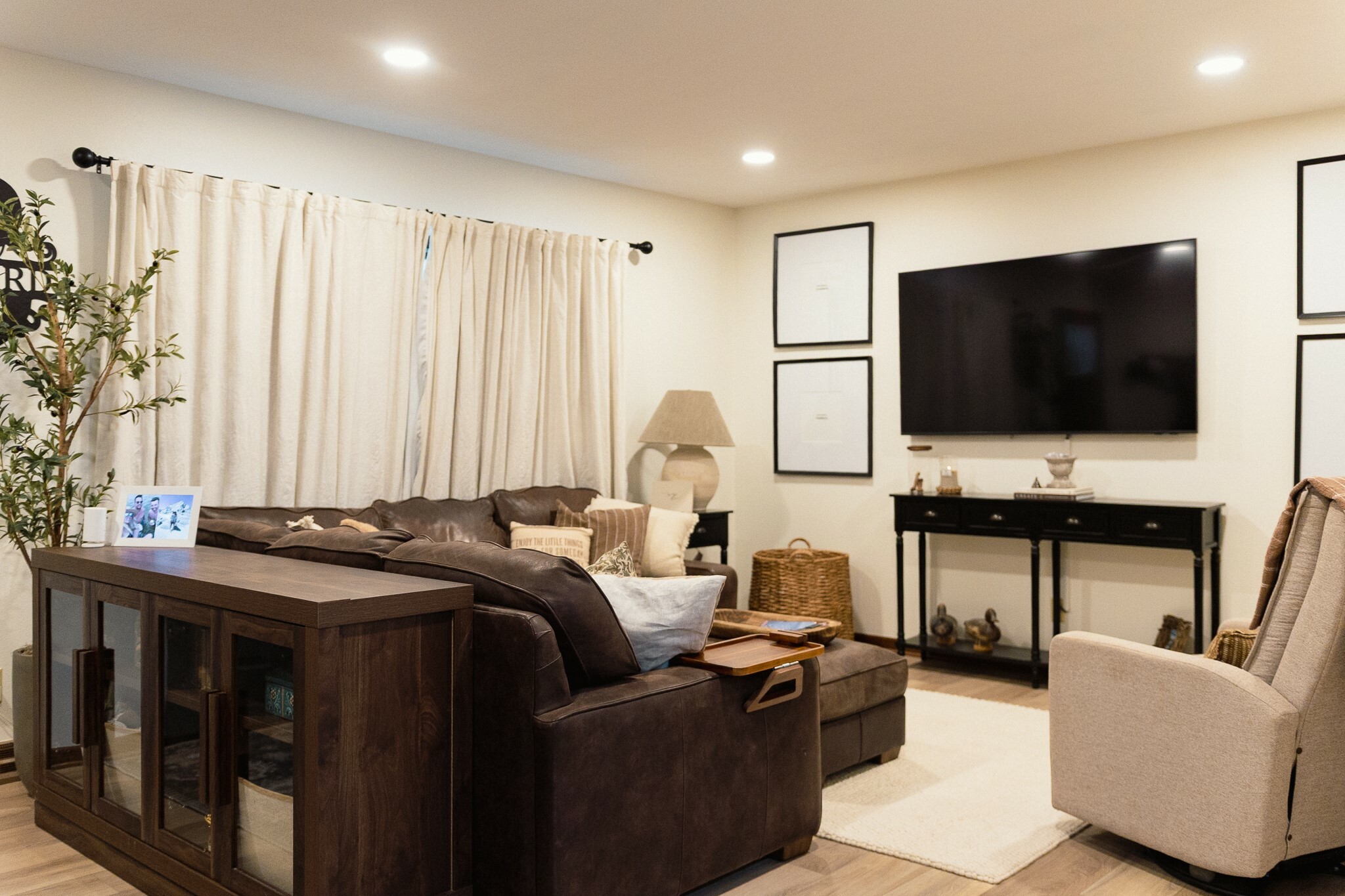 Property Photo: 814 SE Innsbruck Drive IA 50021