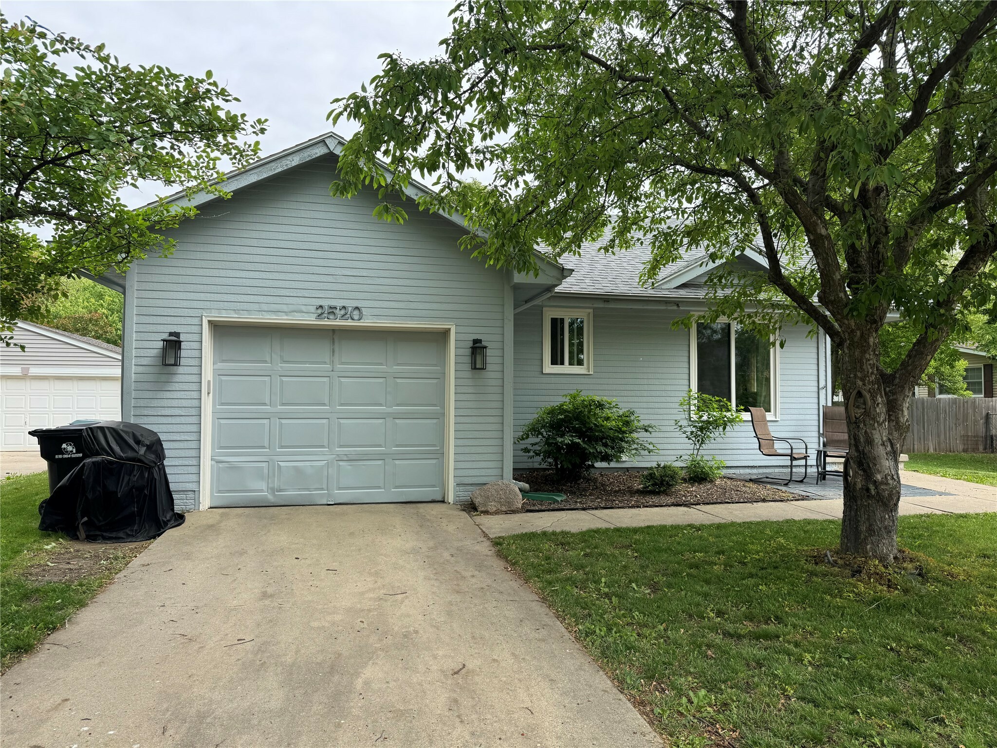 Property Photo: 2520 NW 14th Street IA 50023