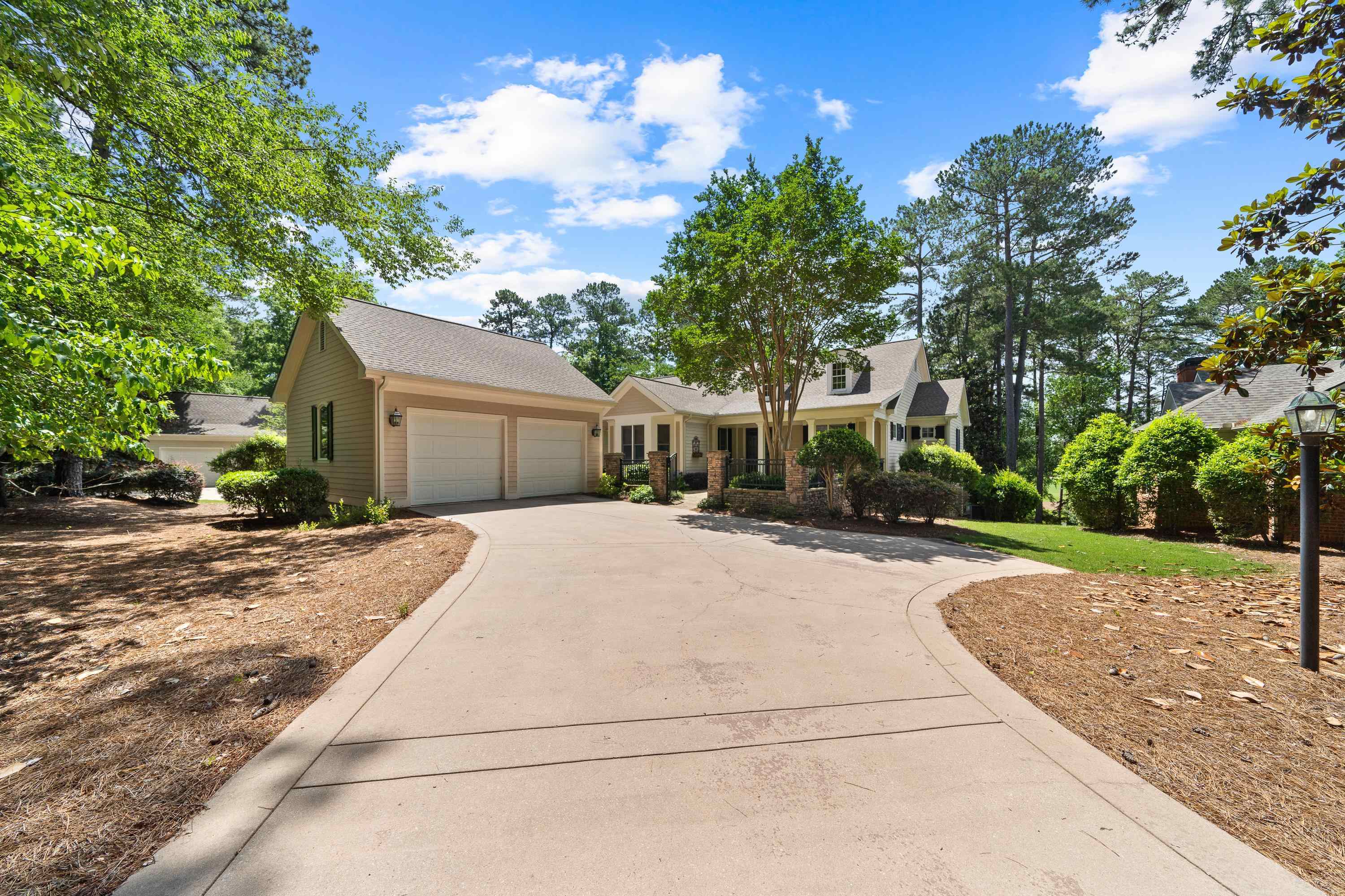 Property Photo:  1051 Rowans View  GA 30642 