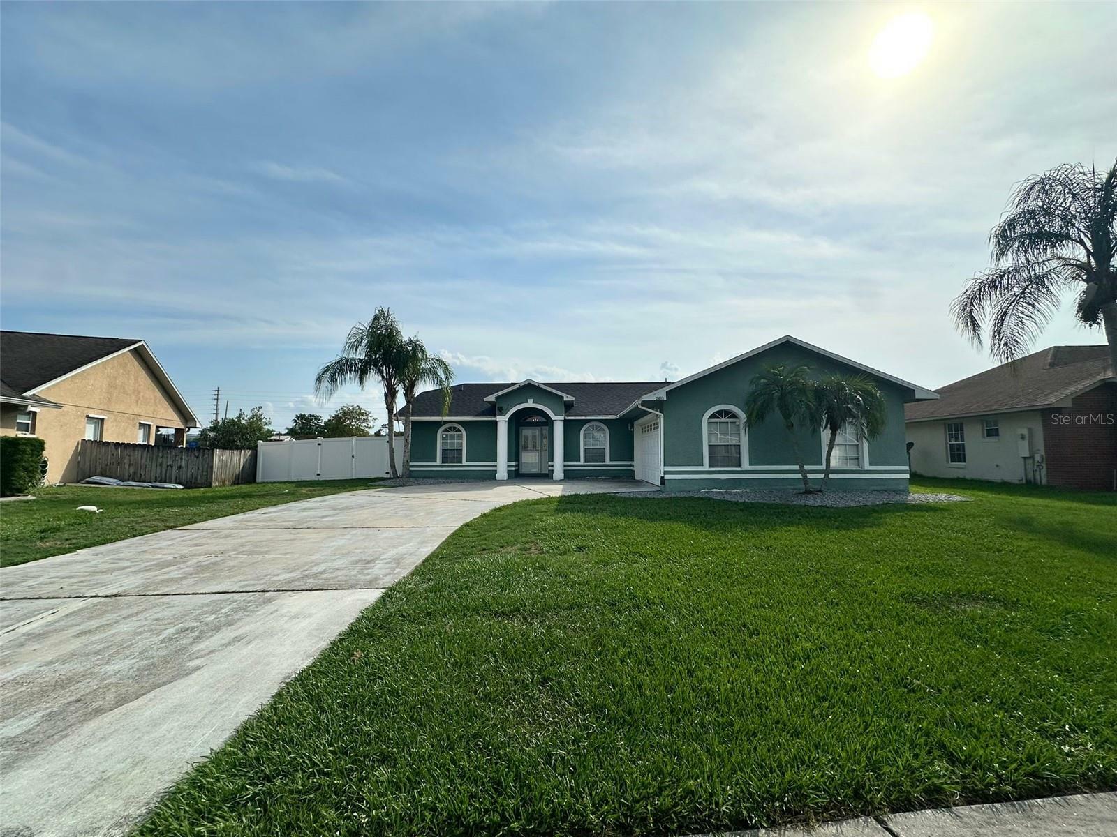 Property Photo: 2410 Sweetwater Boulevard FL 34772