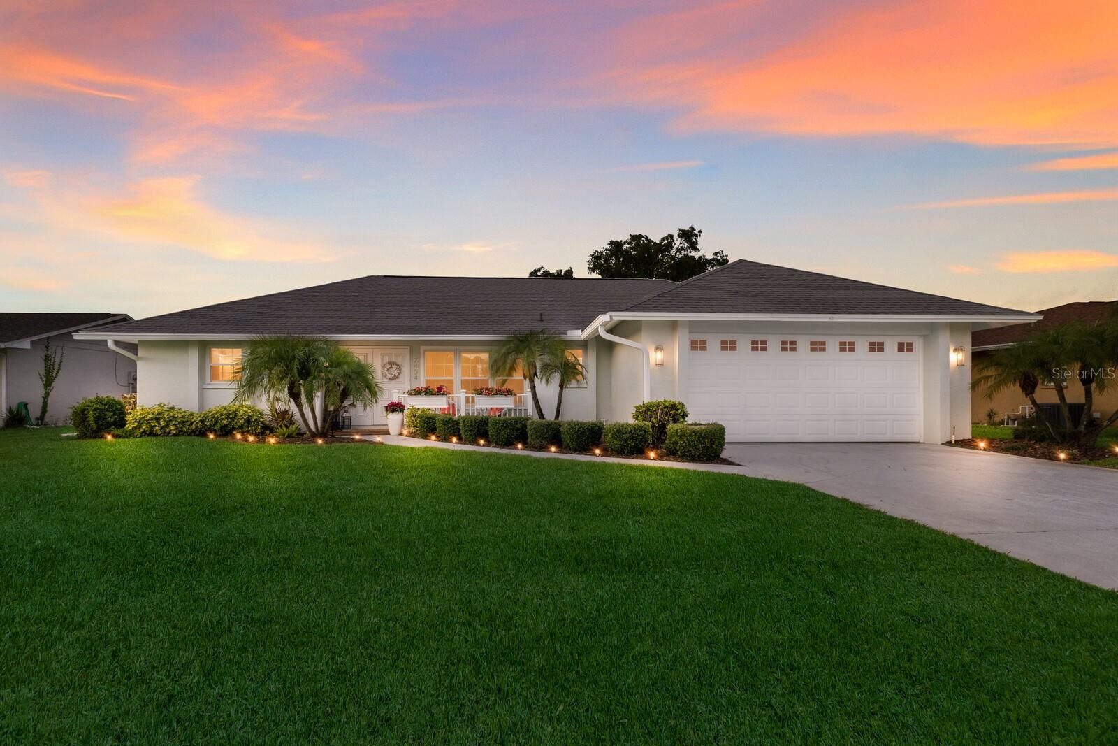 Property Photo: 7404 13th Avenue Drive W FL 34209