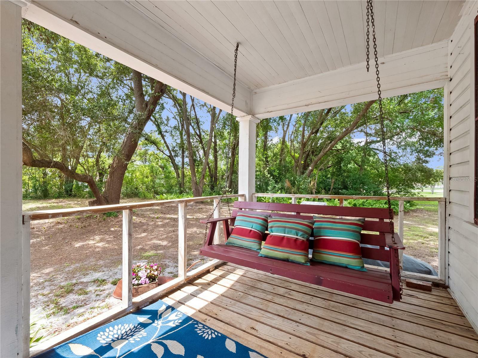 Property Photo: 485 Palm Street FL 34787