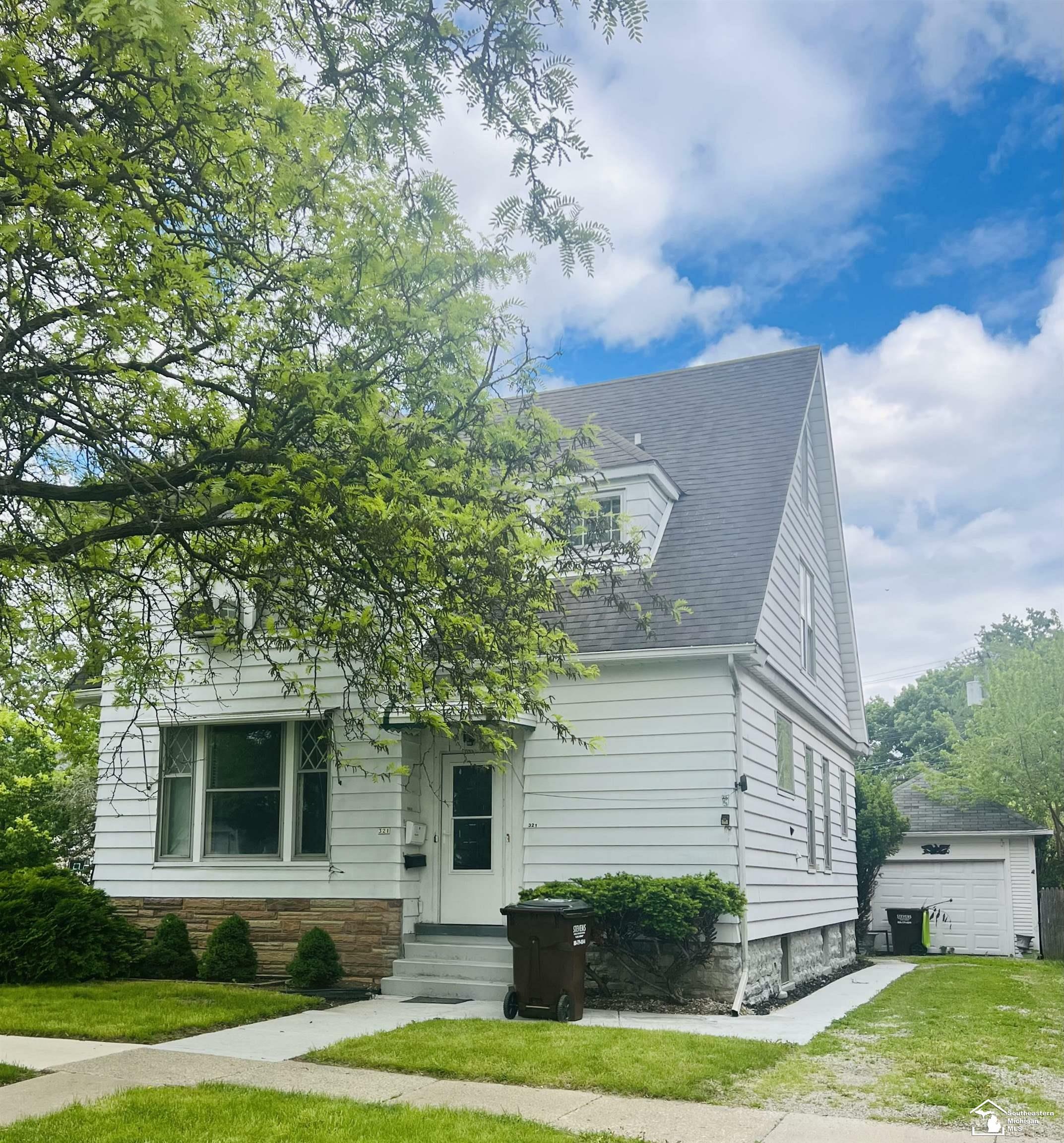 Property Photo: 321 Cass Street MI 48161