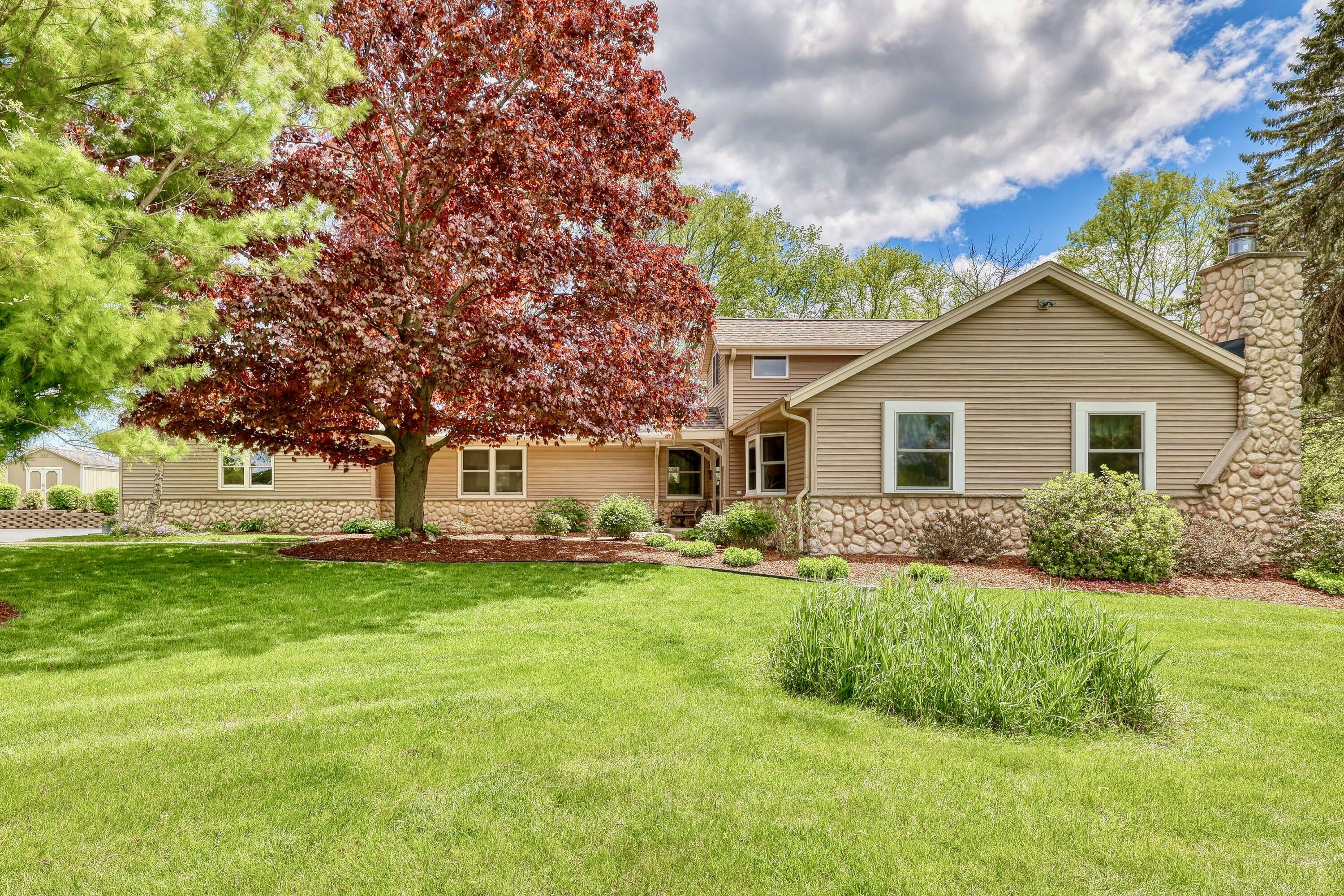 Property Photo:  1559 River Bend Rd  WI 53024 