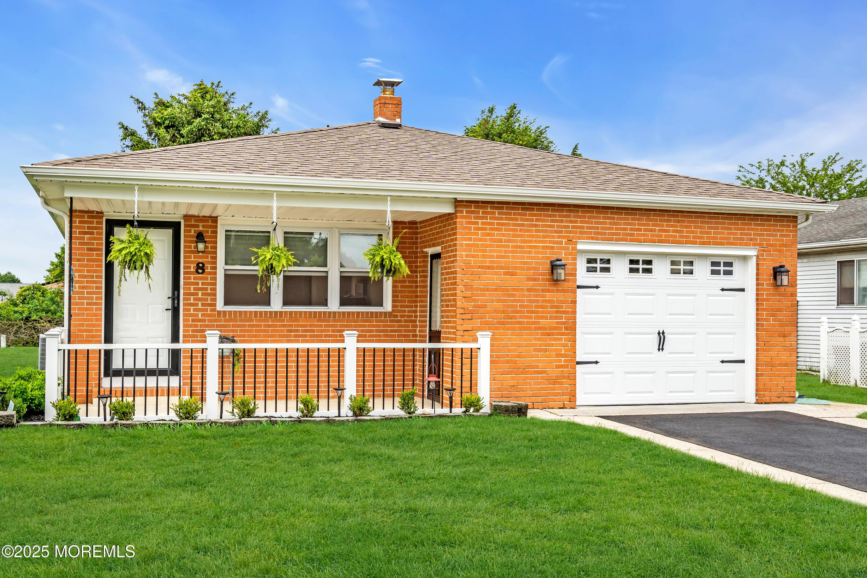 Property Photo:  8 Rio Court  NJ 08757 