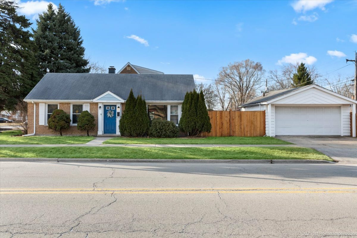 Property Photo: 3231 W 99th Street IL 60805