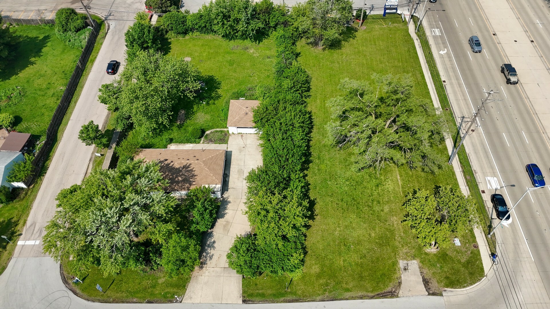 1180 Apple Street  Hoffman Estates IL 60169 photo