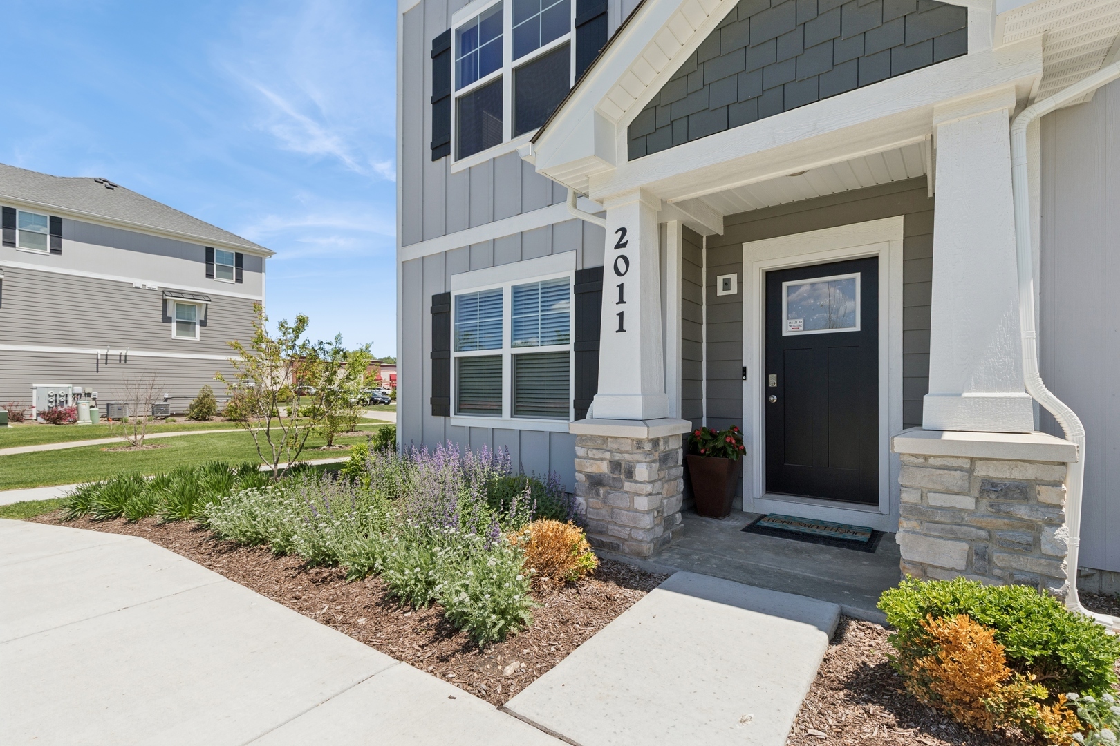 Property Photo: 2011 Sequoia Avenue IL 60060