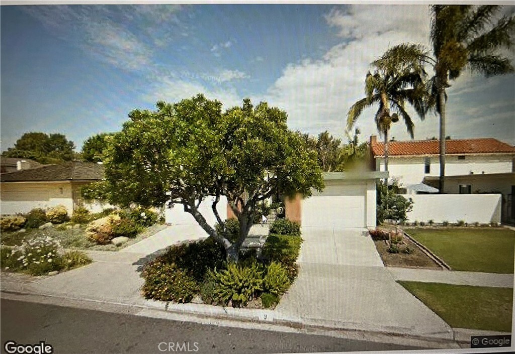 Property Photo: 9 Butler Street CA 92612