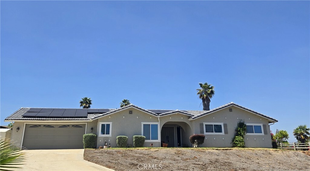 Property Photo:  2059 Summit Drive  CA 92025 