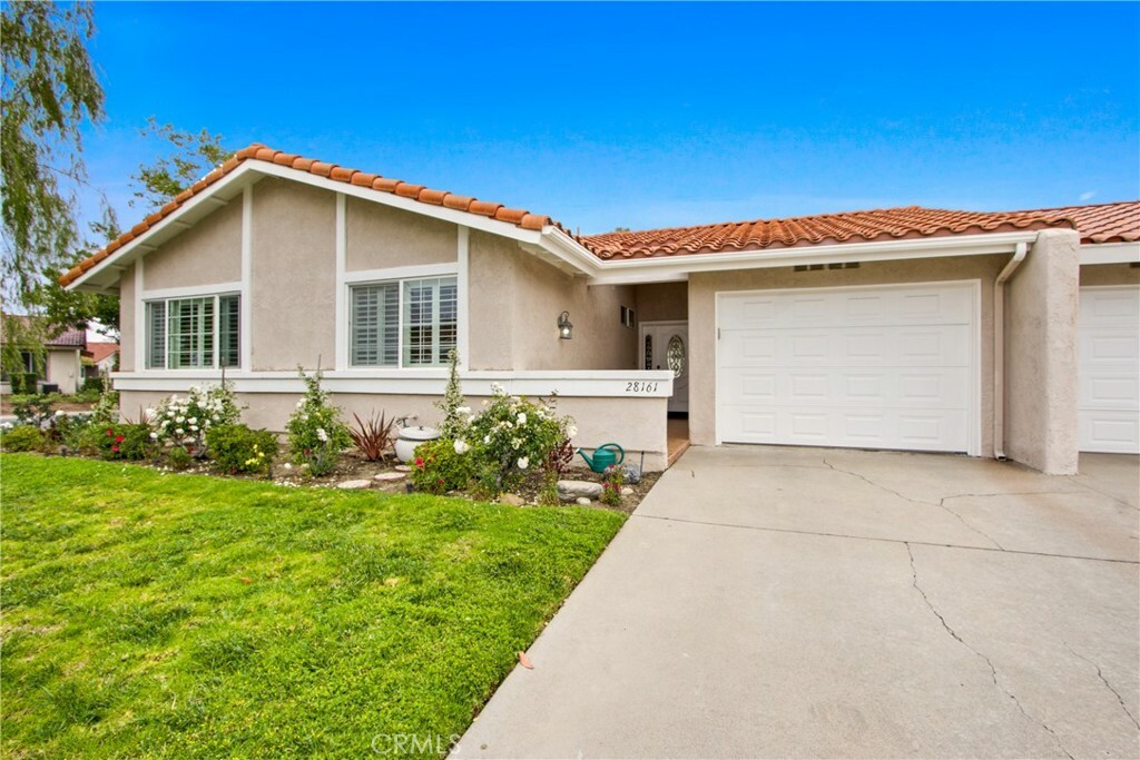 Property Photo: 28161 Via Chabas CA 92692
