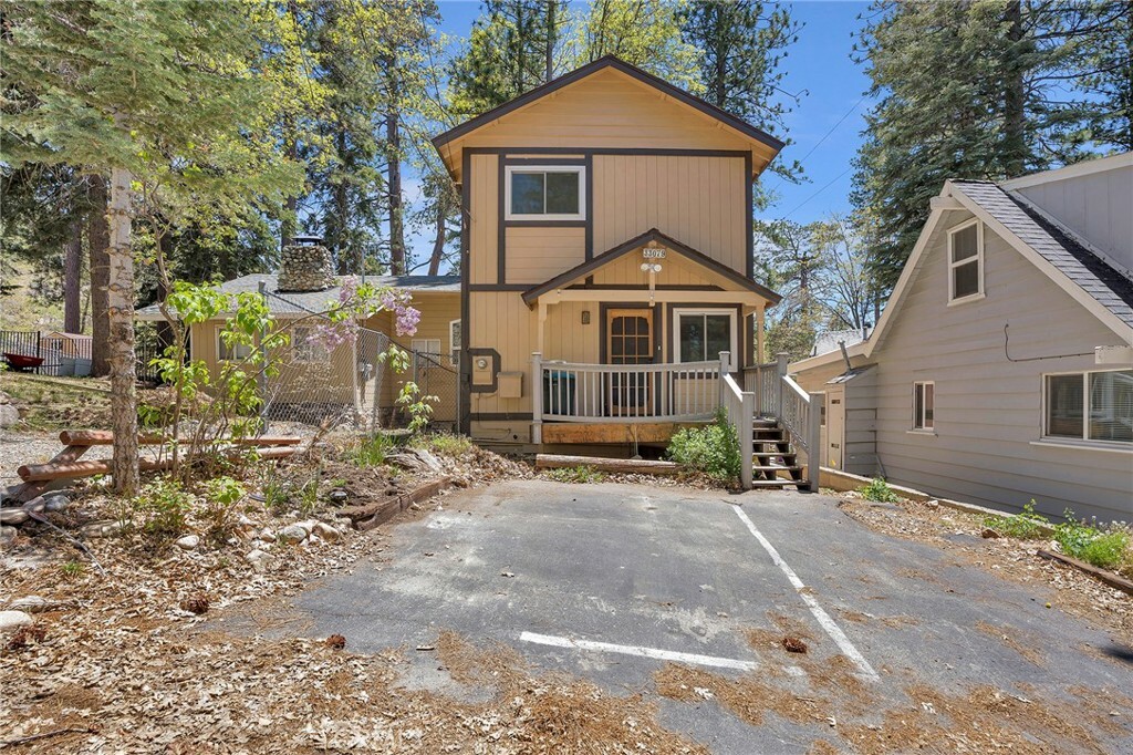 Property Photo: 33079 Ridge Road CA 92382